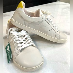 NWT Womens Groundies Urban Barefoot Universe Sneaker Size 11 (EU 42)